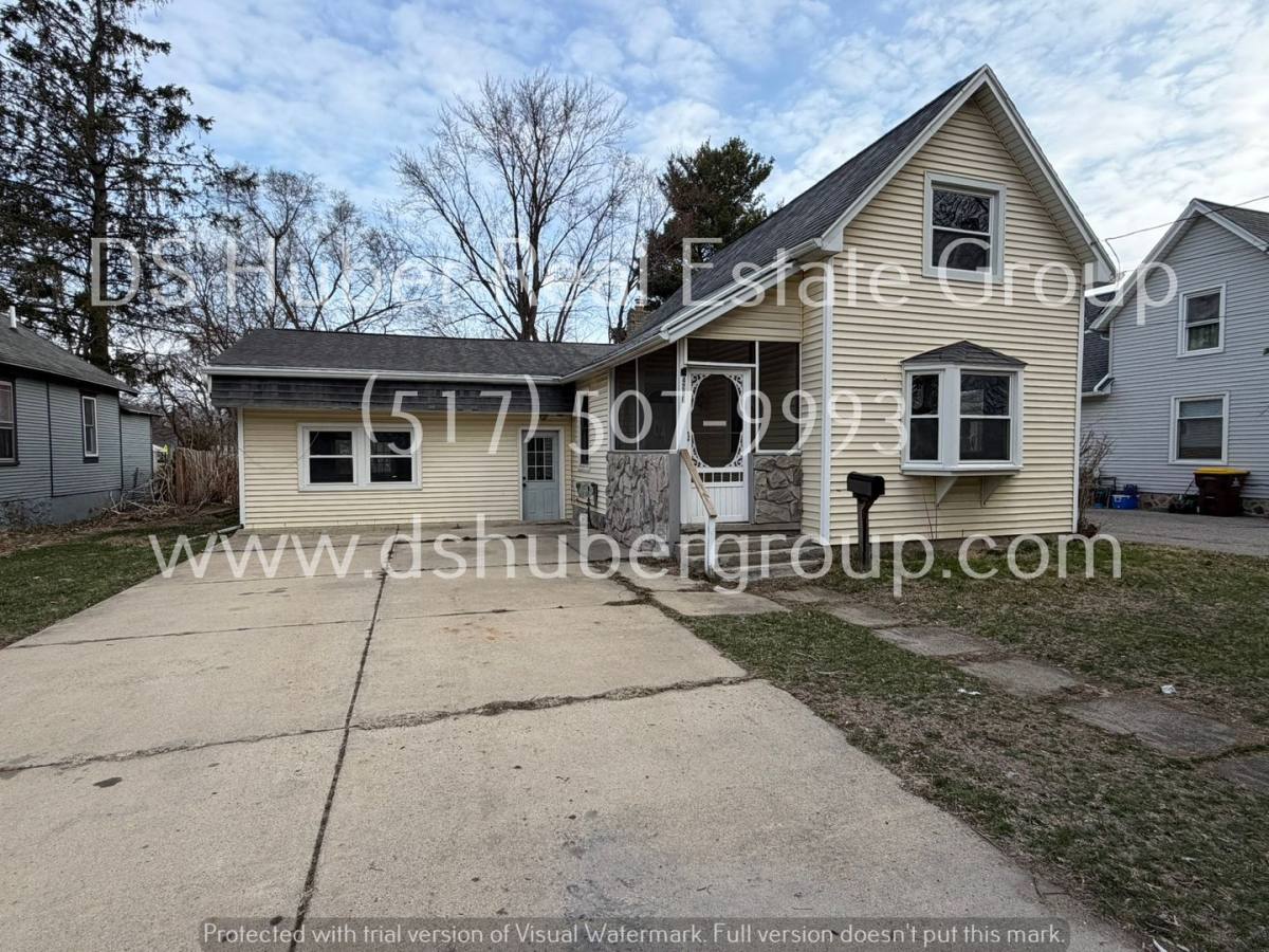 4206 Holt Rd in Holt, MI | $1,395 - $1,395 | 2 Beds 1 Bath 1,332 sqft ...