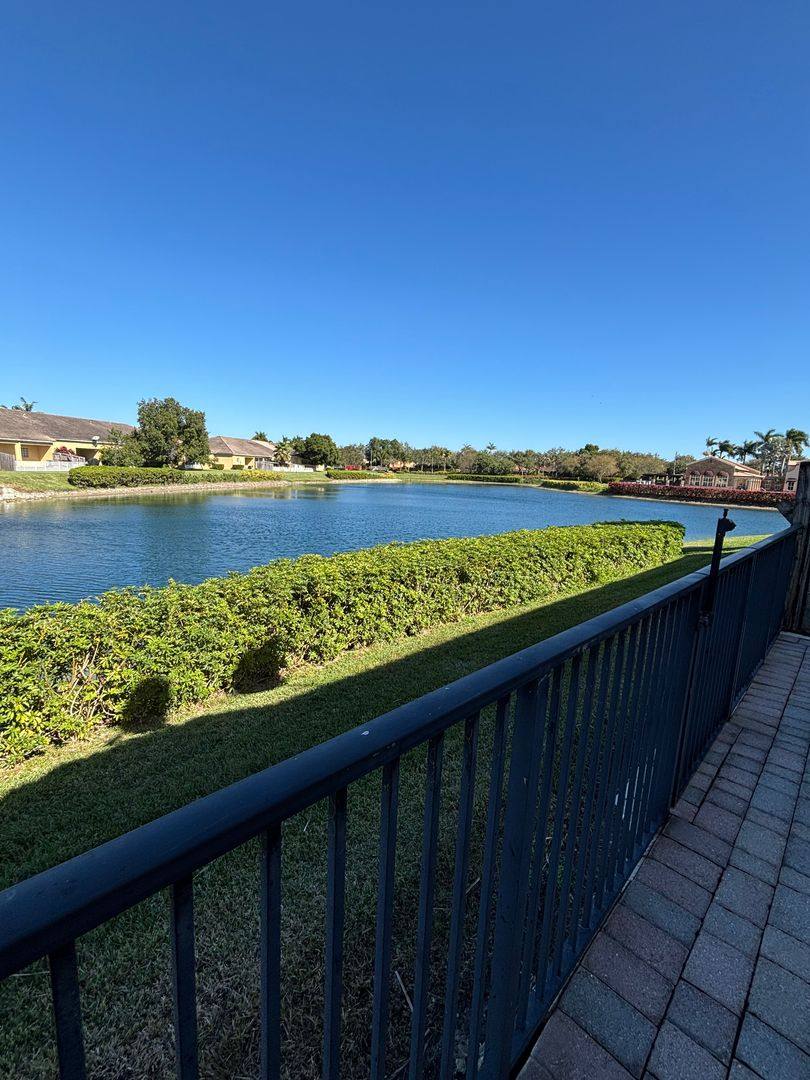 Apartment for rent at 3395 NE 10th St, Homestead, FL 33033