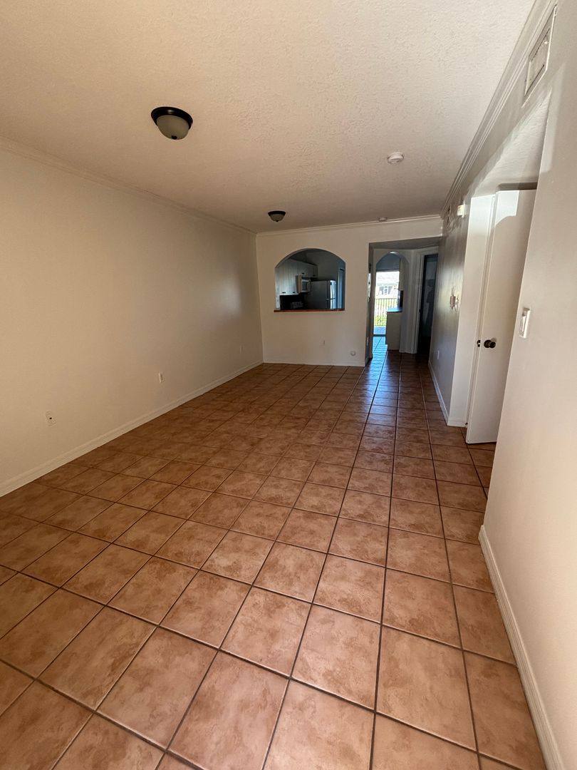 Apartment for rent at 3395 NE 10th St, Homestead, FL 33033