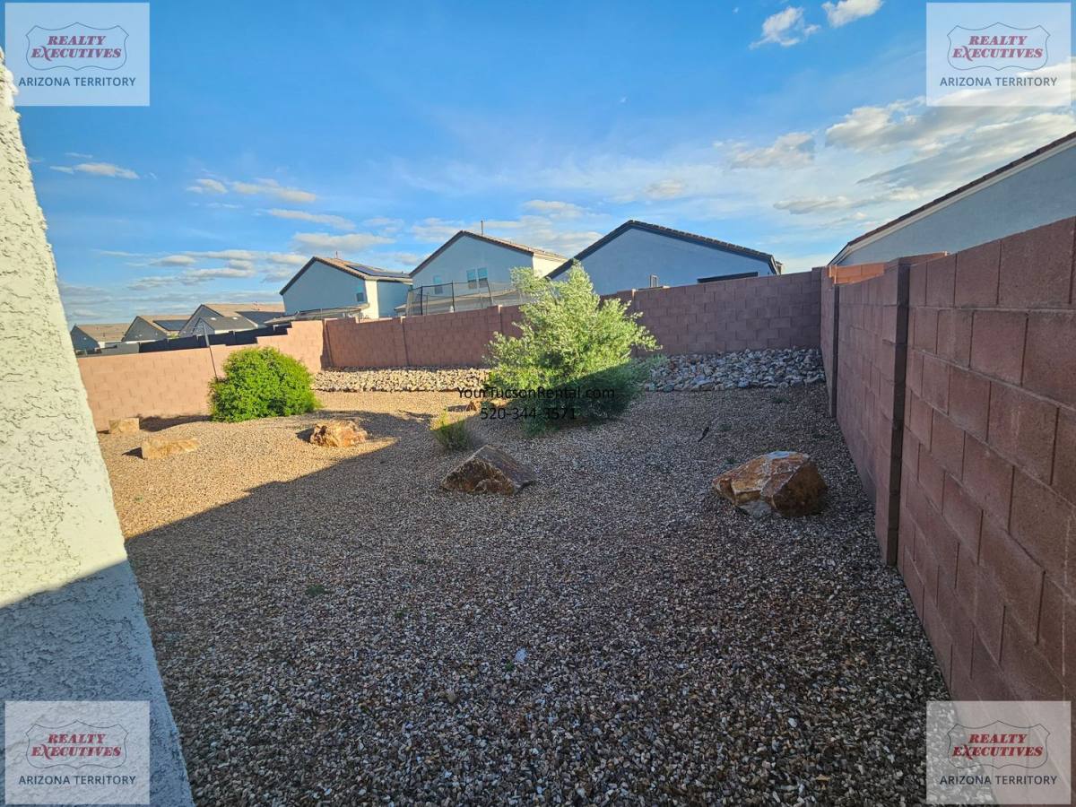House for rent at 12746 E Giada Dr, Vail, AZ 85641