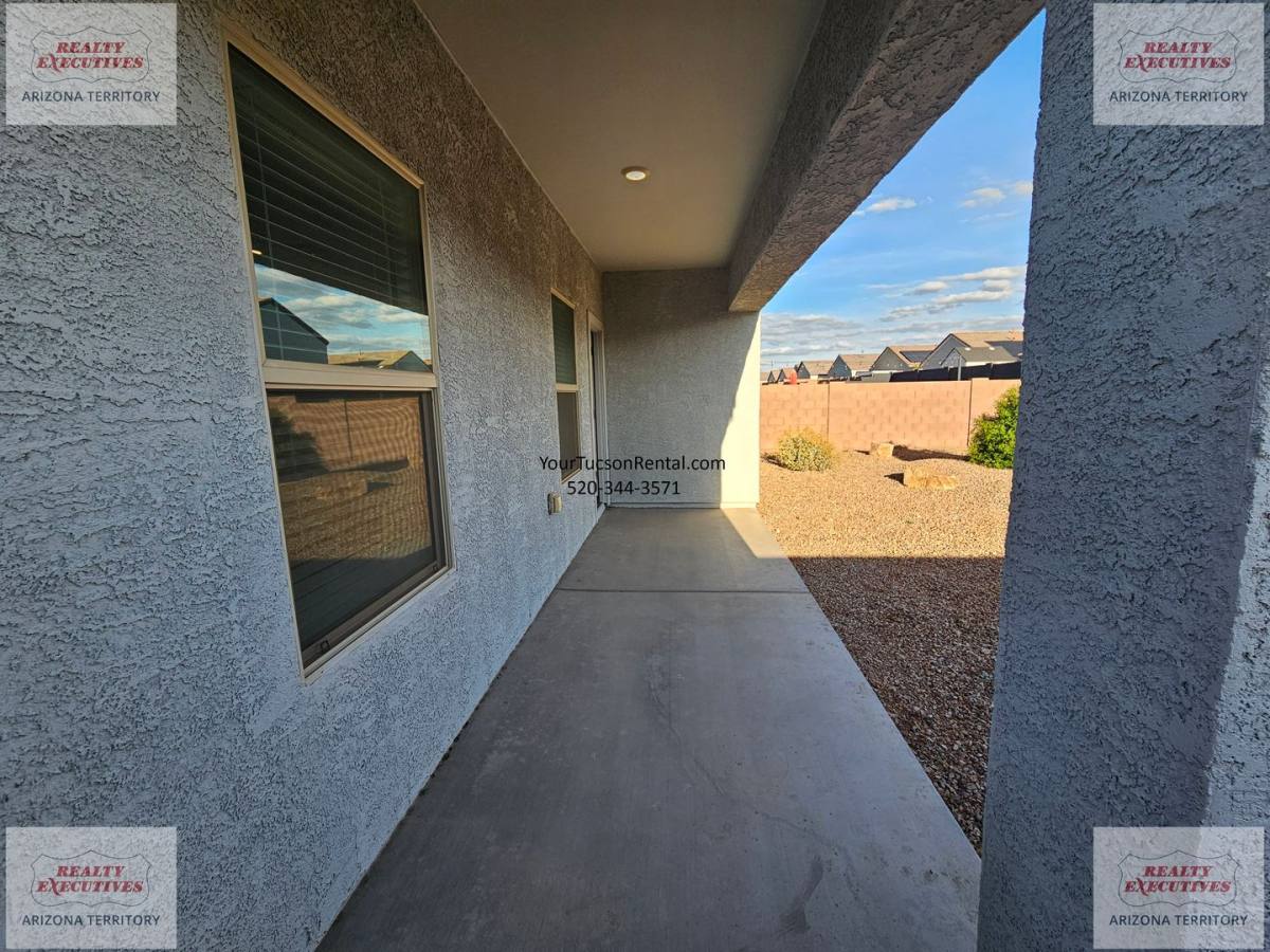 House for rent at 12746 E Giada Dr, Vail, AZ 85641