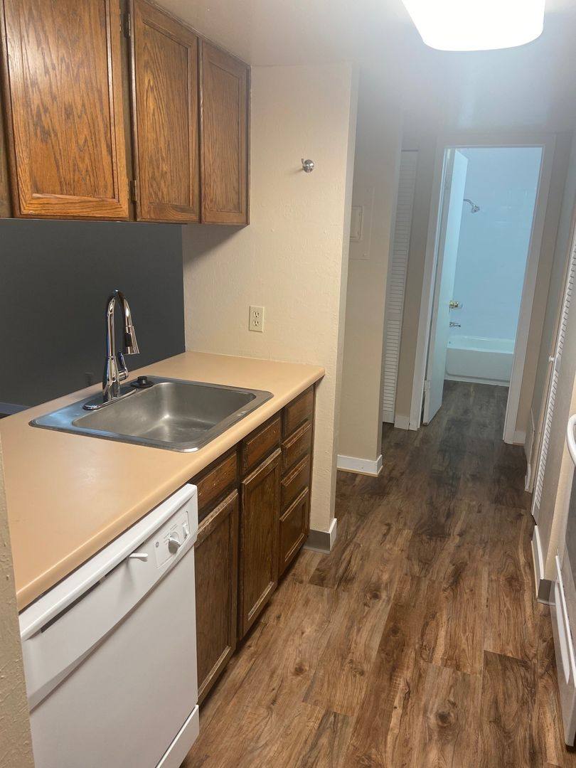 Apartment for rent at 1111 Maxwell Ave, Boulder, CO 80302