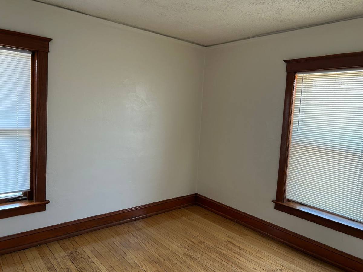Apartment for rent at 62-64 W 15th St, Chicago Heights, IL 60411