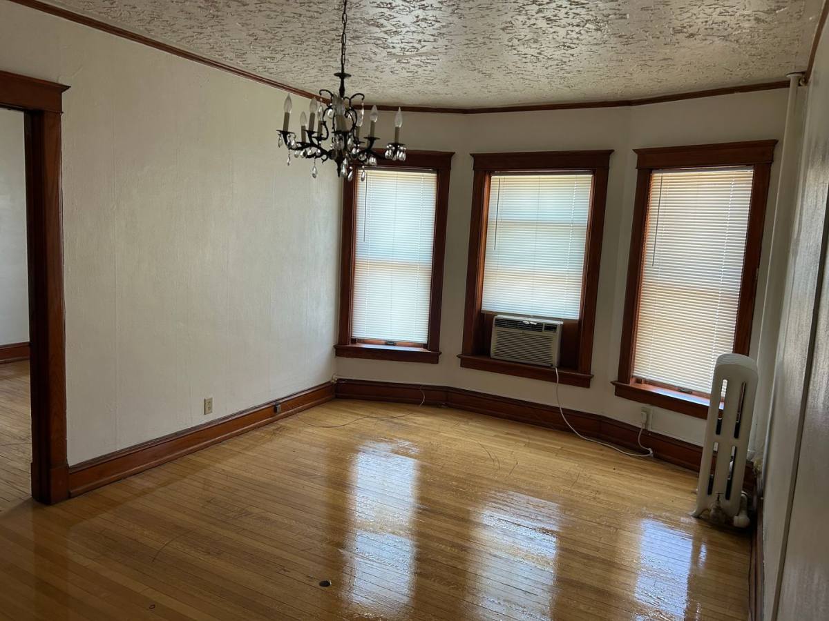 Apartment for rent at 62-64 W 15th St, Chicago Heights, IL 60411
