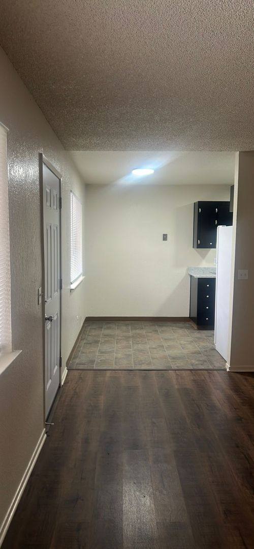Apartment for rent at 1930 K St, Merced, CA 95340