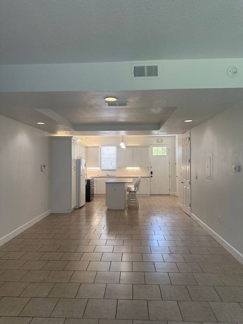 Townhouse for rent at 2053 Green Oak Court, Kissimmee, FL 34744