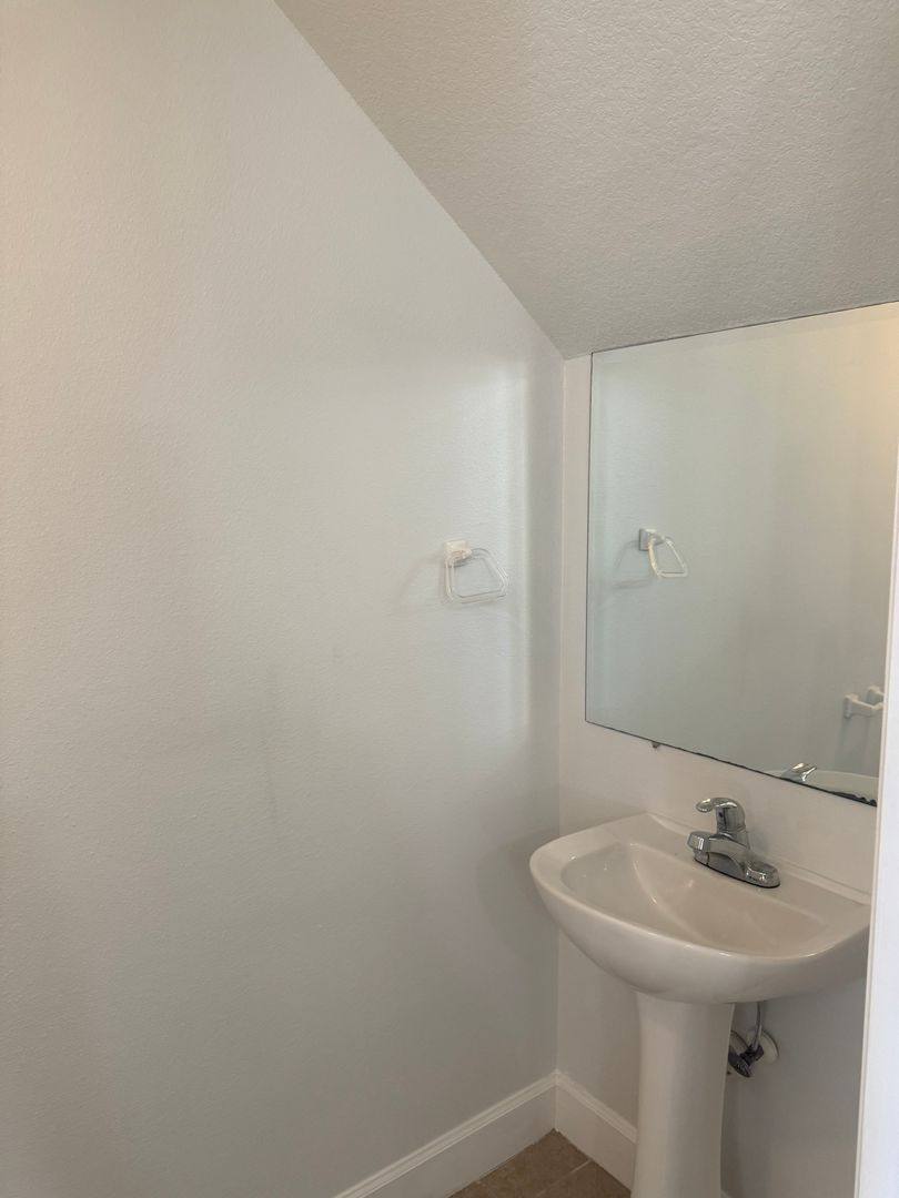 Townhouse for rent at 2053 Green Oak Court, Kissimmee, FL 34744