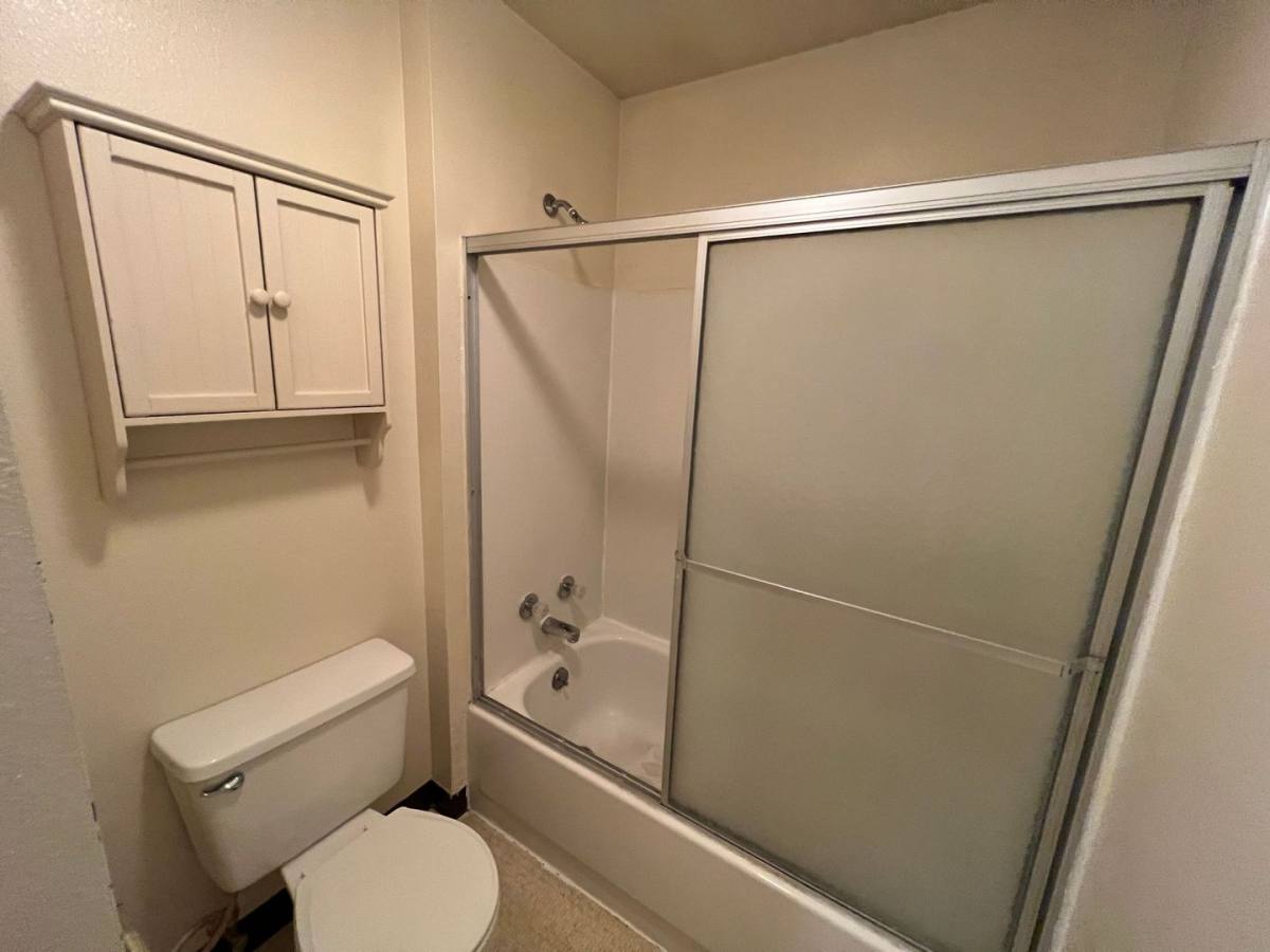 Apartment for rent at 2314 Hillview Court, Missoula, MT 59803