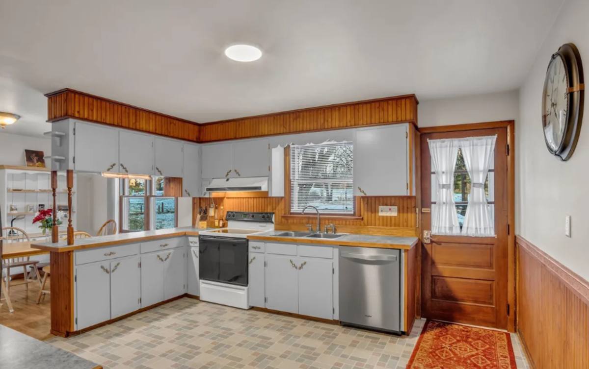 House for rent at 1158 Pine Rd, Carlisle, PA 17015
