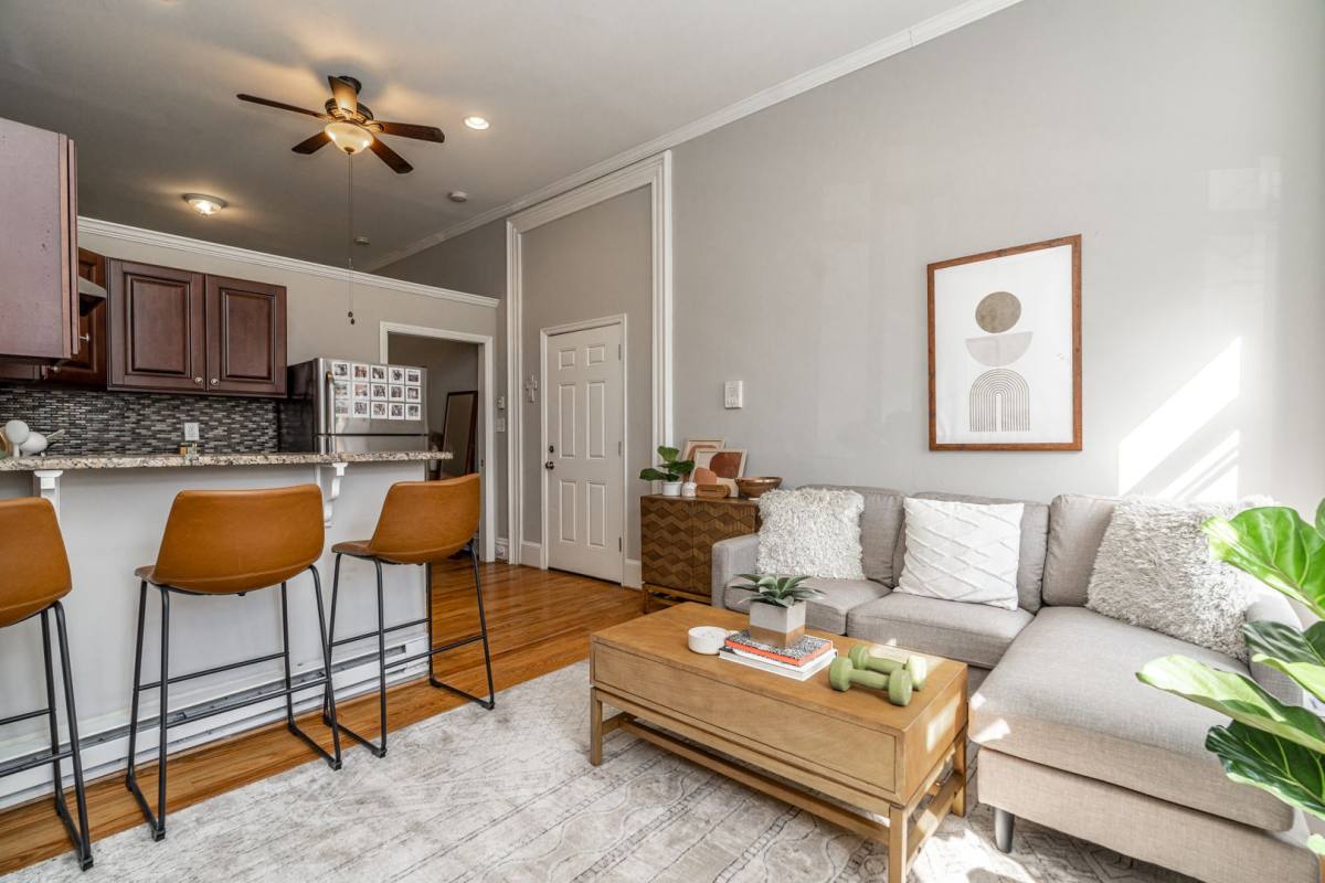 Apartment for rent at 1927 Spring Garden - 1F, Philadelphia, PA 19130