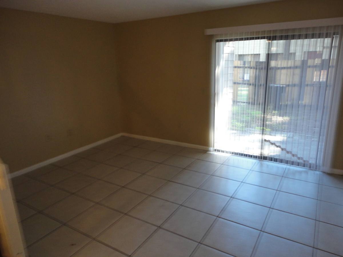 Townhouse for rent at 2147 SW 39th Way, Gainesville, FL 32607
