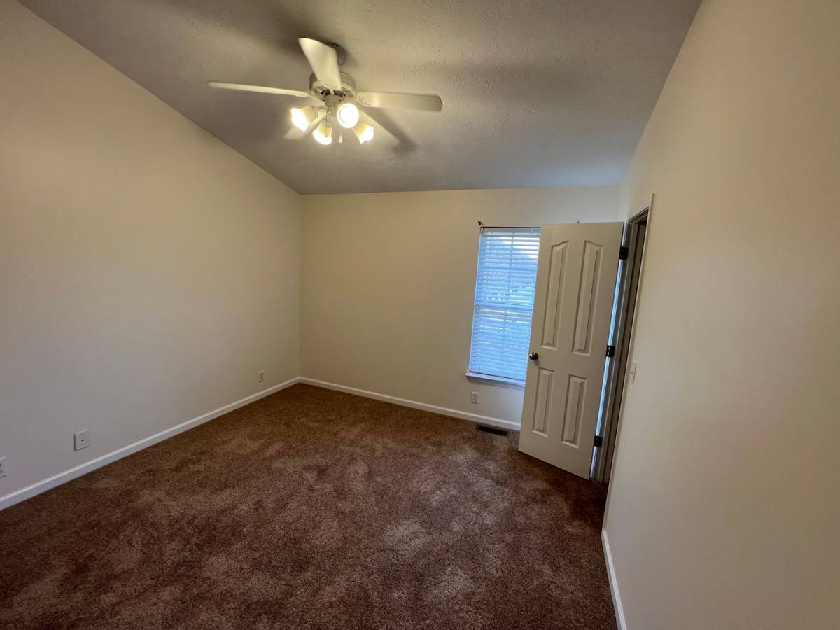 House for rent at 1305 Amsterdam Court, Murfreesboro, TN 37130