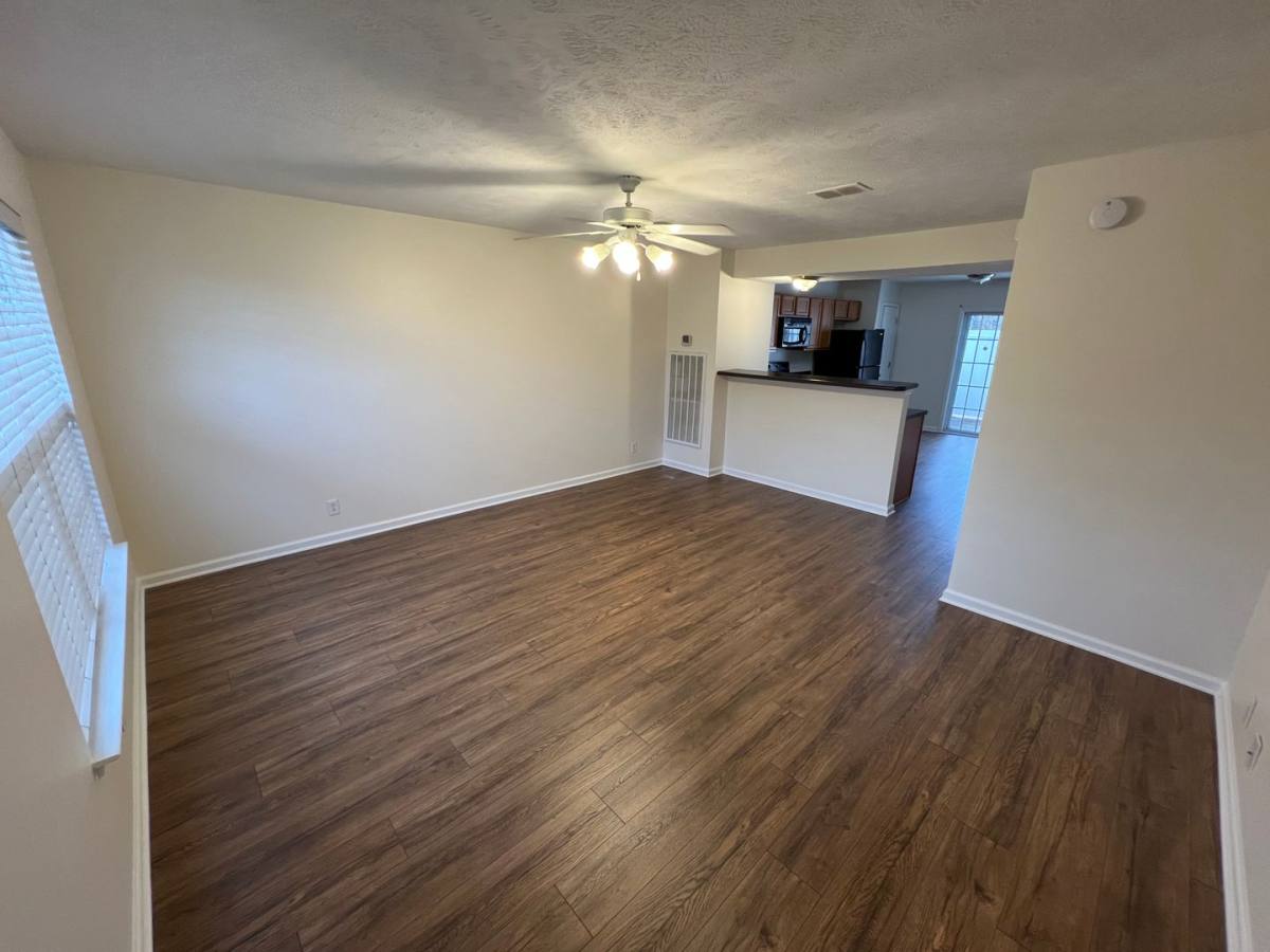 House for rent at 1305 Amsterdam Court, Murfreesboro, TN 37130