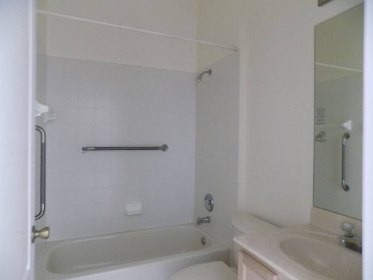 House for rent at 102 Carnival Dr, Daytona Beach, FL 32118