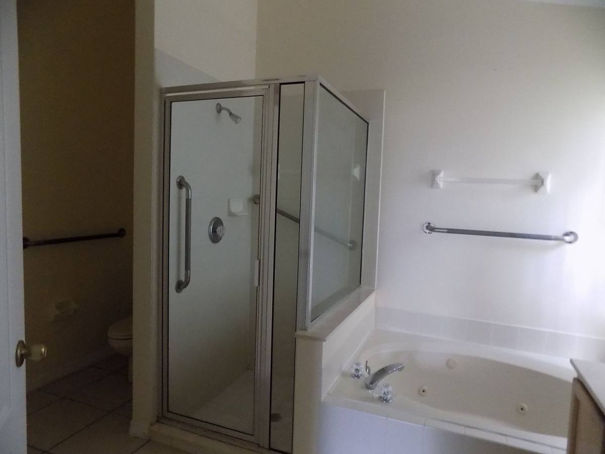 House for rent at 102 Carnival Dr, Daytona Beach, FL 32118