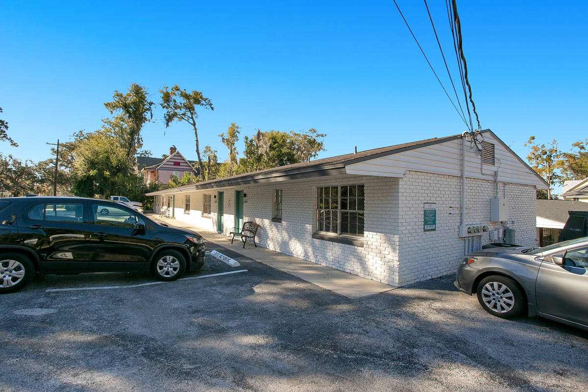 Apartment for rent at 815 E Fort King St, Ocala, FL 34471