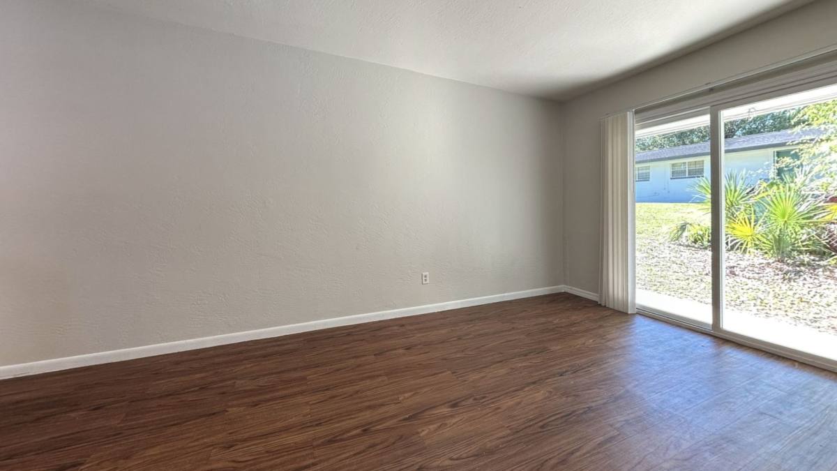Apartment for rent at 815 E Fort King St, Ocala, FL 34471