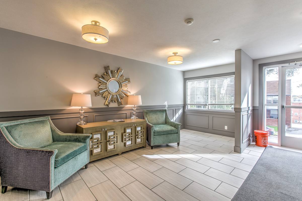 Apartment for rent at 124 N 31 Ave, Omaha, NE 68131