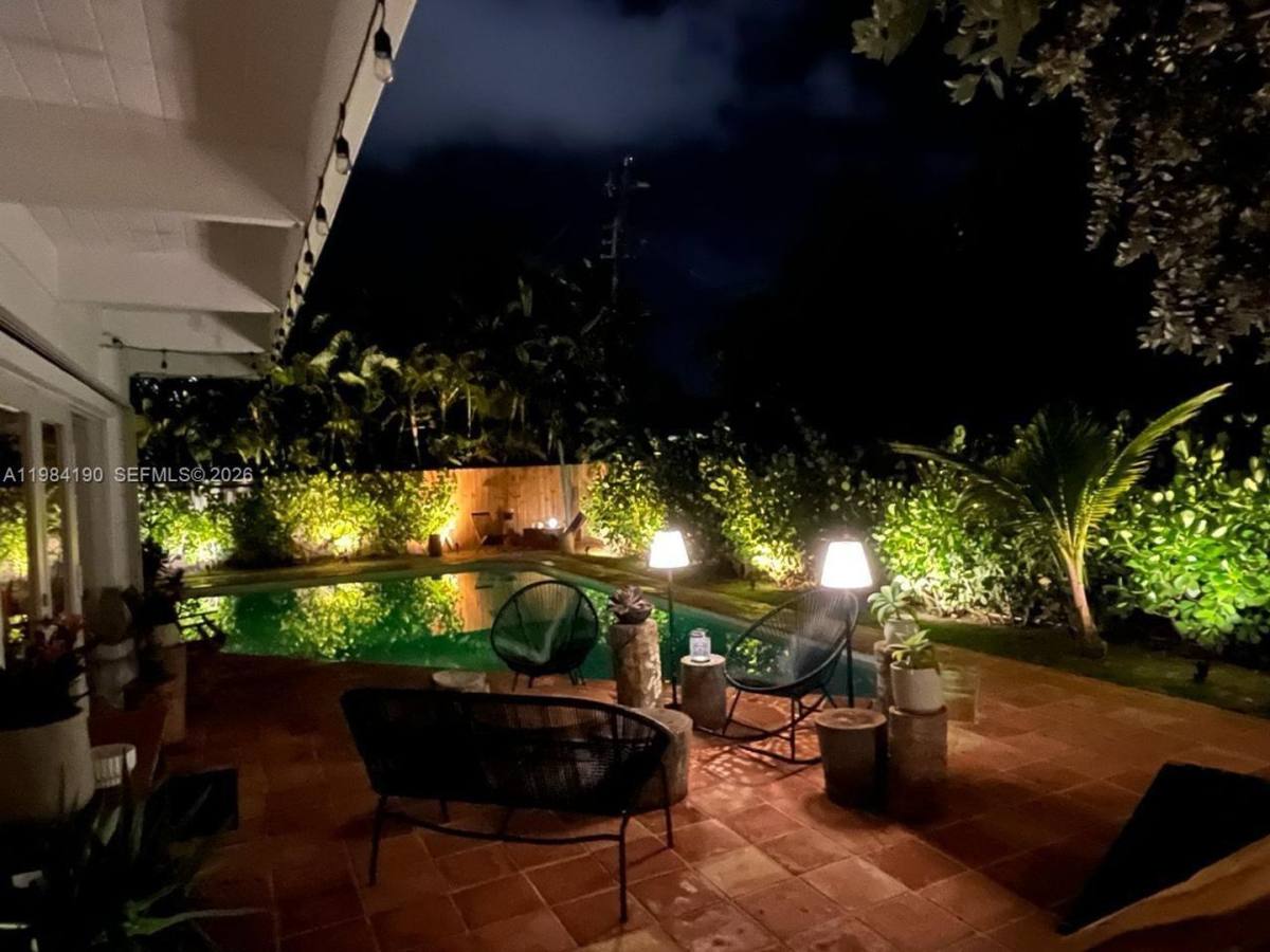 House for rent at 240 Greenwood Dr, Key Biscayne, FL 33149