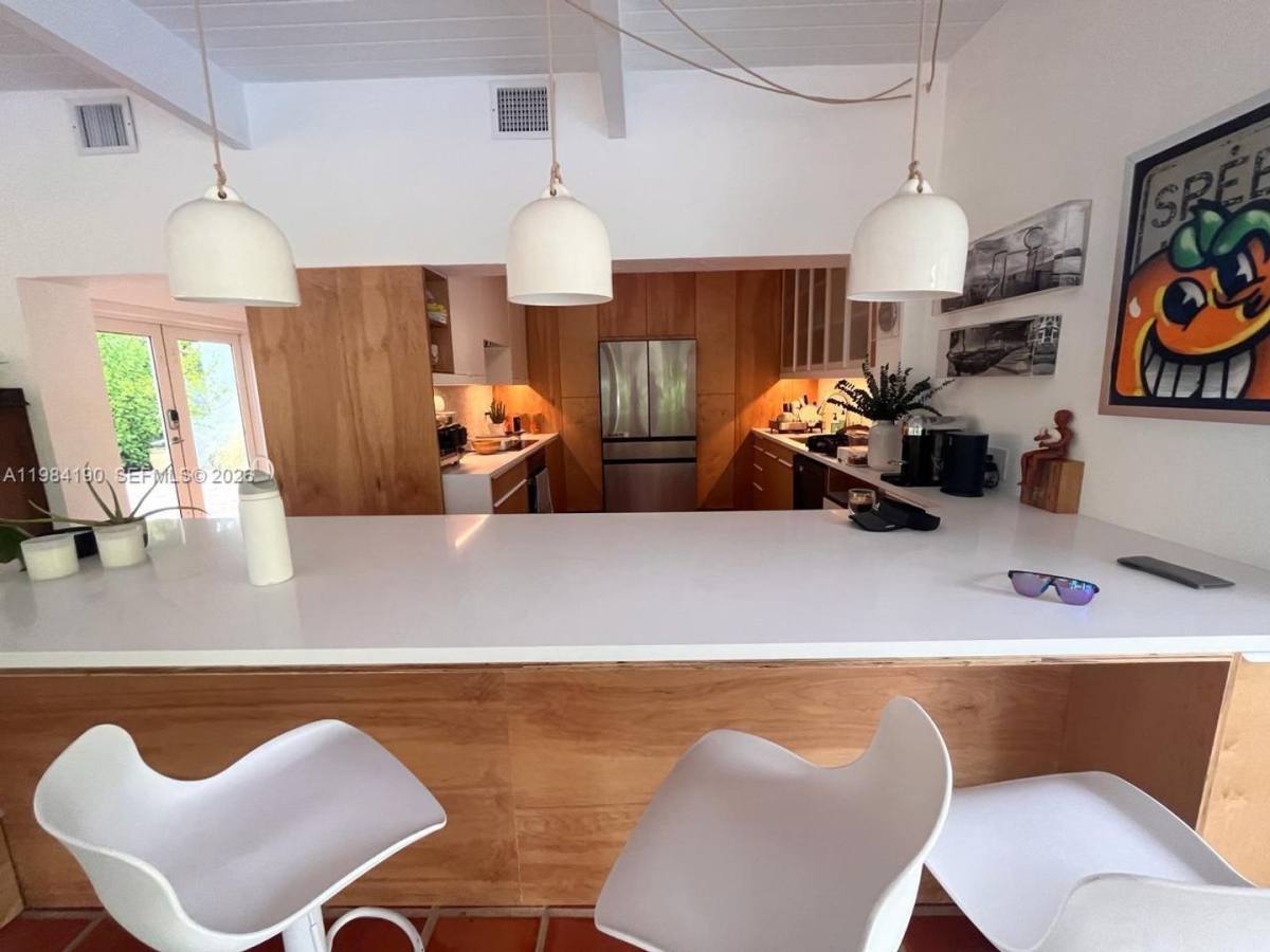 House for rent at 240 Greenwood Dr, Key Biscayne, FL 33149