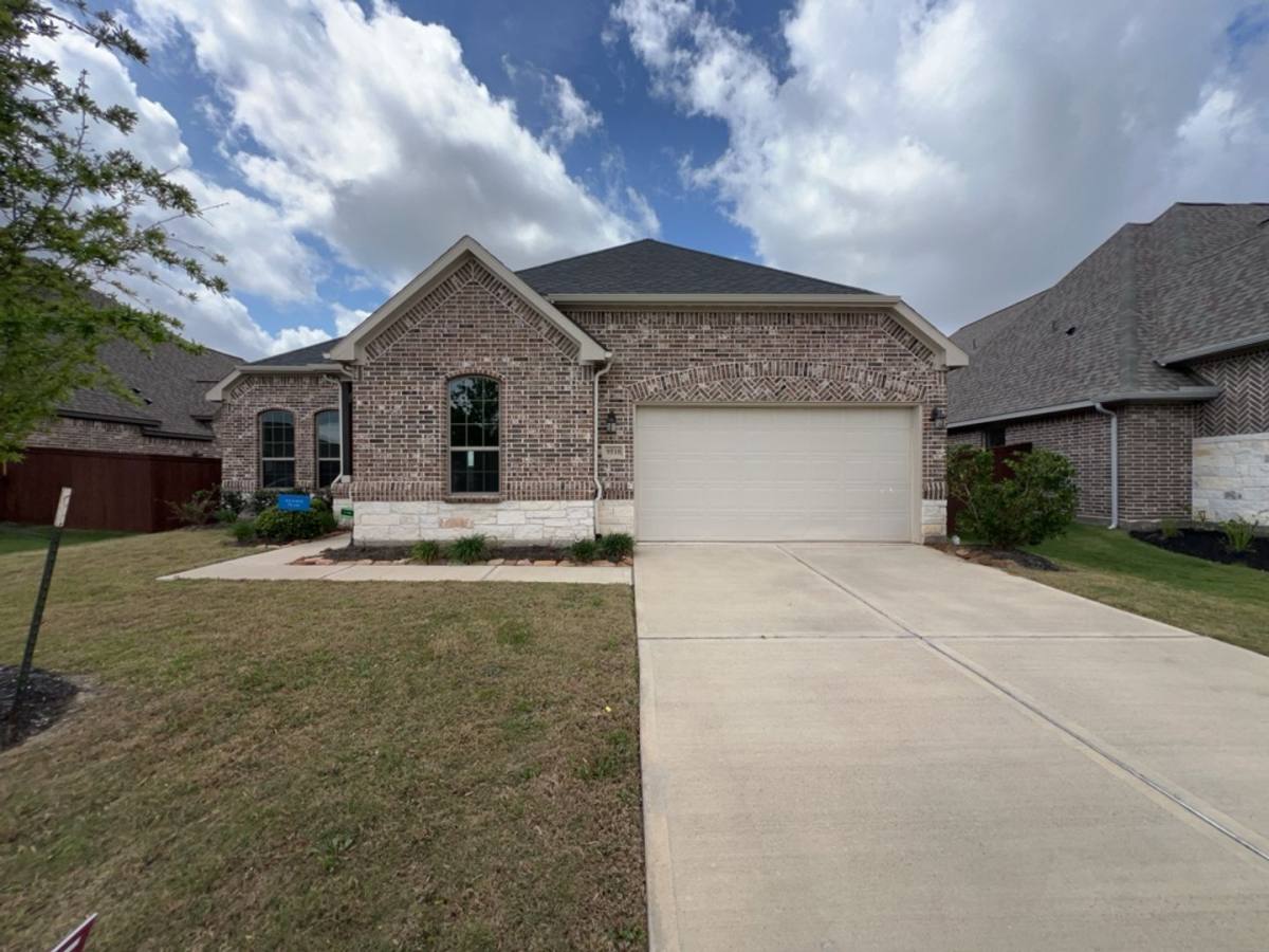 House for rent at 9510 Turnstone Dr, Manvel, TX 77578