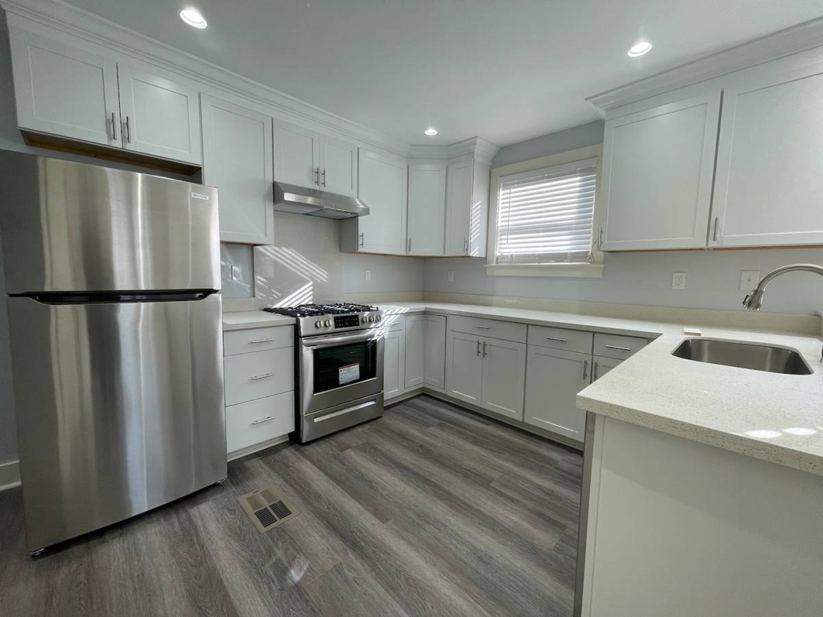 Apartment for rent at 111 Elmeer Ave, Metairie, LA 70005