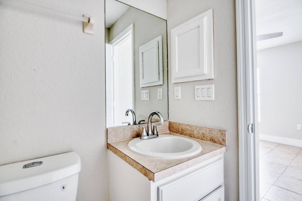 Apartment for rent at 3435 NE 55th Ave, Silver Springs, FL 34488