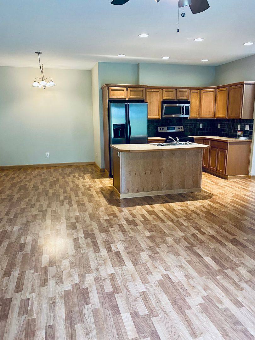 Apartment for rent at 206 E Elcliff Rd, Spokane, WA 99218