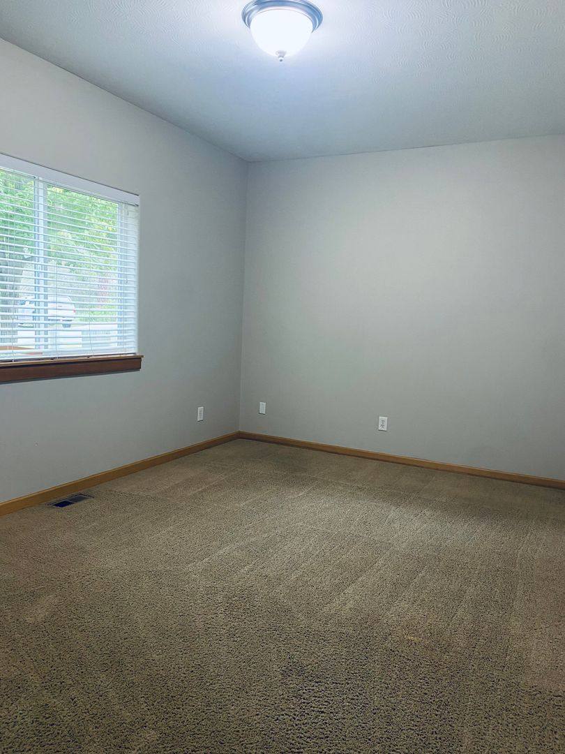 Apartment for rent at 206 E Elcliff Rd, Spokane, WA 99218