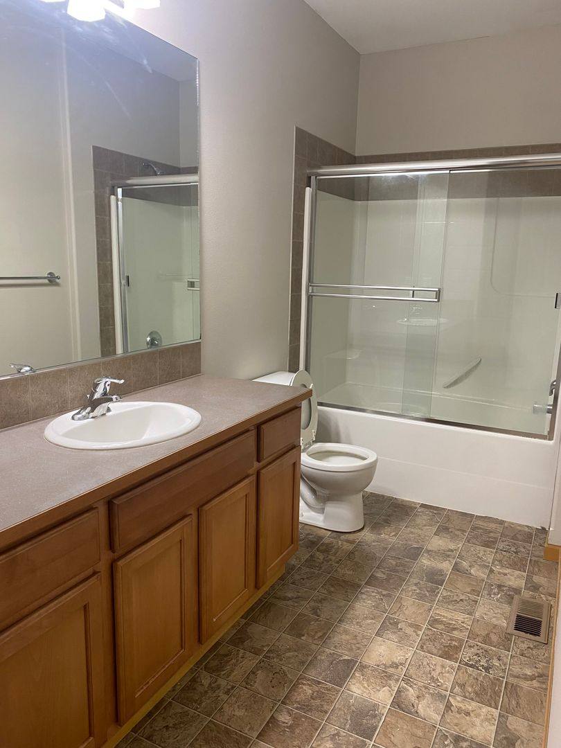 Apartment for rent at 206 E Elcliff Rd, Spokane, WA 99218