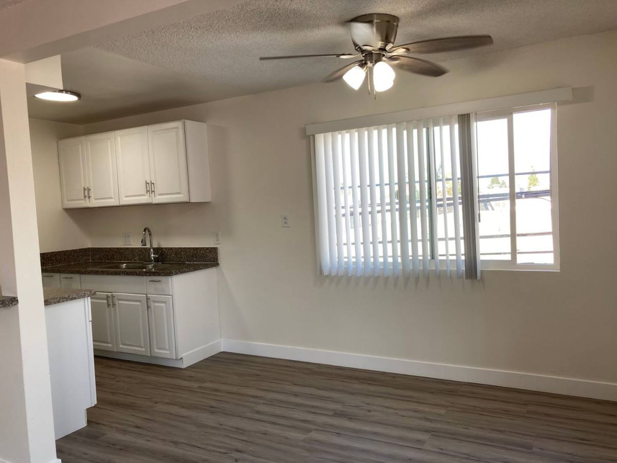 Apartment for rent at 650 Linden Ave, Long Beach, CA 90802