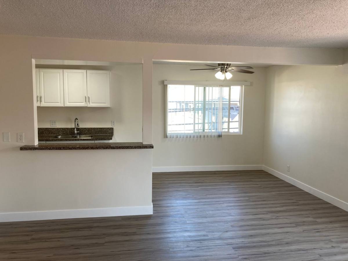 Apartment for rent at 650 Linden Ave, Long Beach, CA 90802