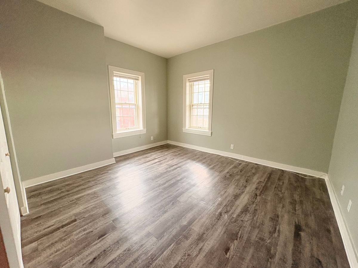 Apartment for rent at 11 N Beaver St, York, PA 17401