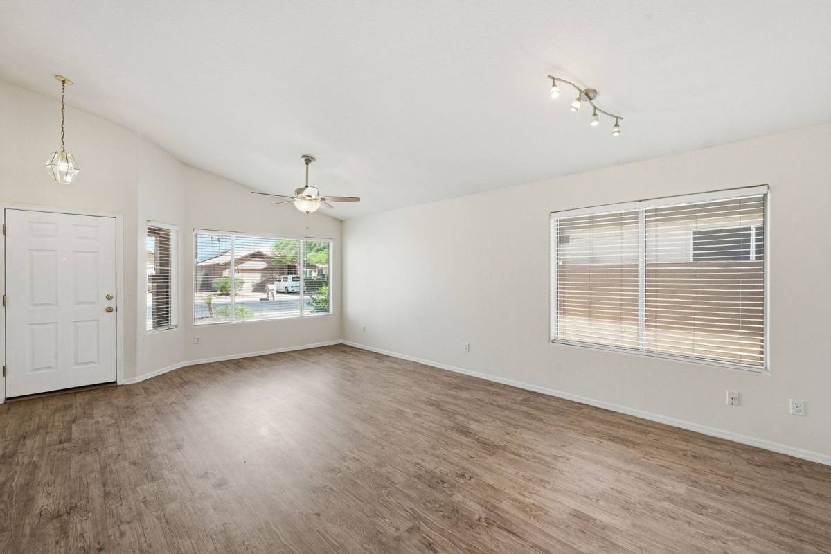 House for rent at 8621 W Shaw Butte, Peoria, AZ 85345