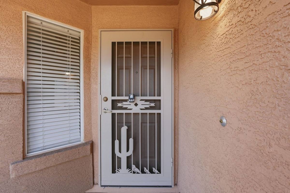 House for rent at 8621 W Shaw Butte, Peoria, AZ 85345