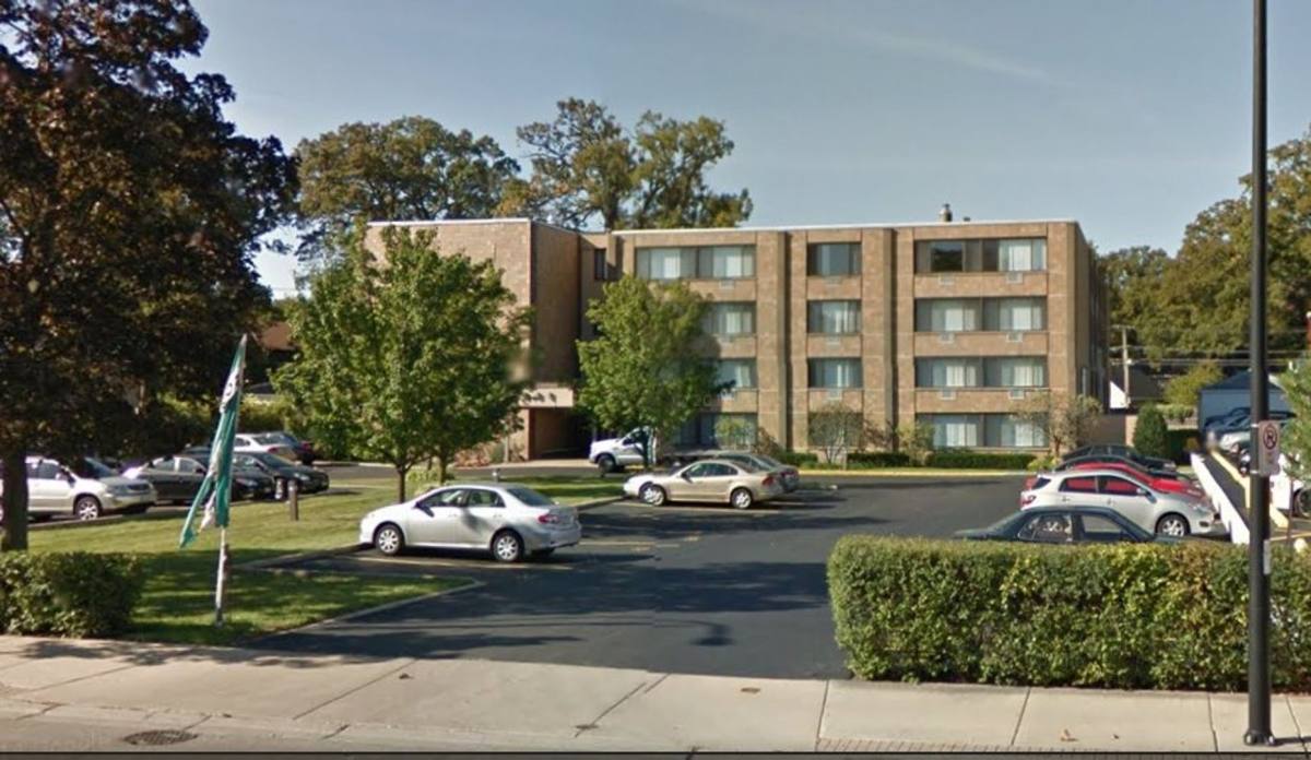 Apartment for rent at 141 Green Bay Rd, Wilmette, IL 60091