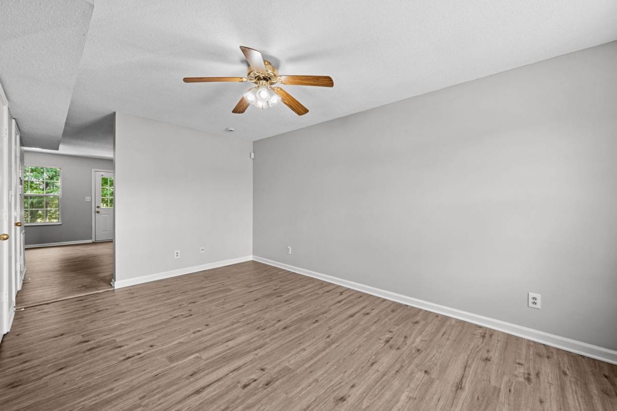 Apartment for rent at 240 Timber Lake Dr, Clarksville, TN 37043