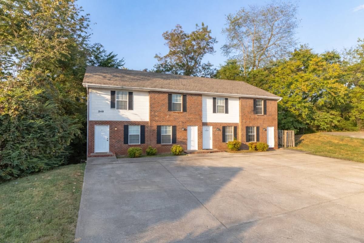 Apartment for rent at 240 Timber Lake Dr, Clarksville, TN 37043