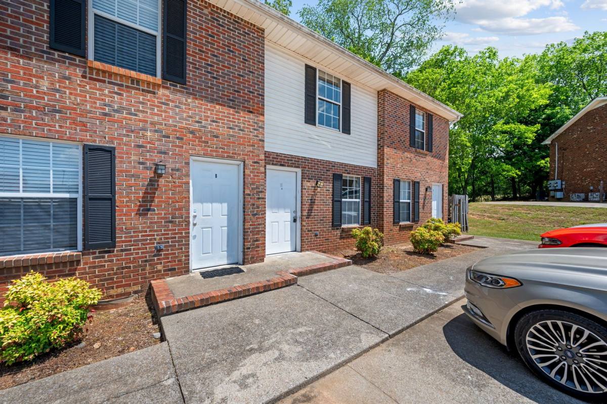 Apartment for rent at 240 Timber Lake Dr, Clarksville, TN 37043
