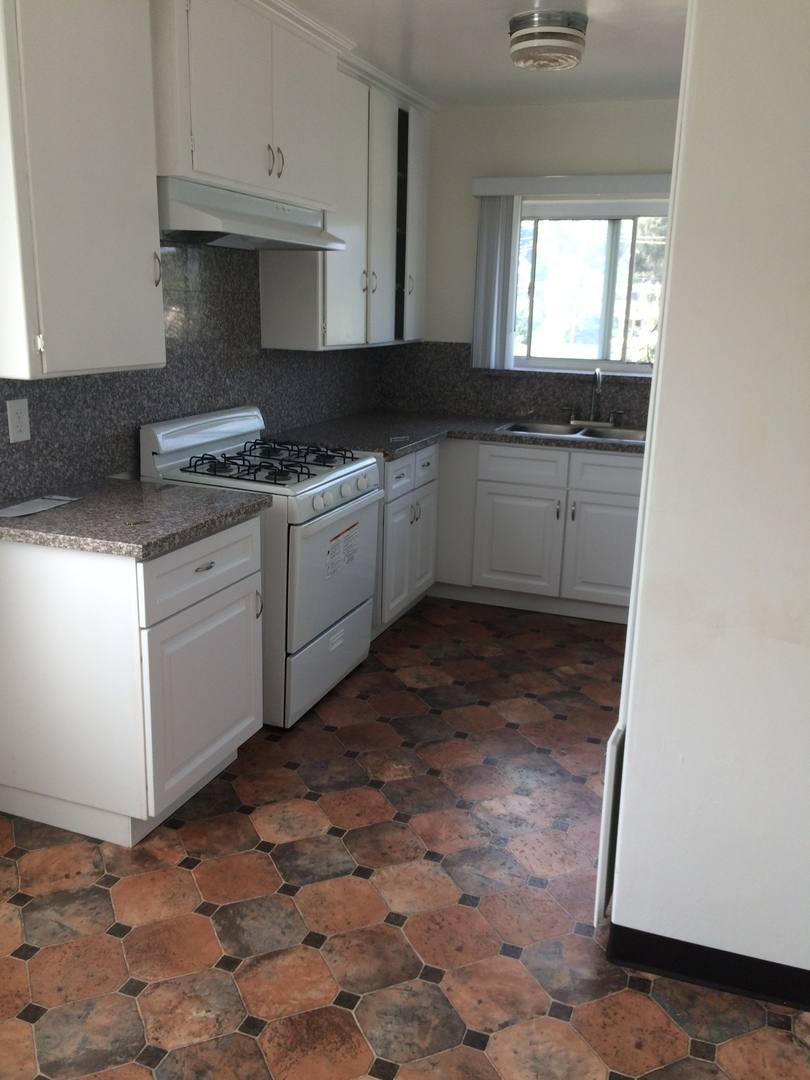 Apartment for rent at 1148 - 1156 W Valencia Dr, Fullerton, CA 92833
