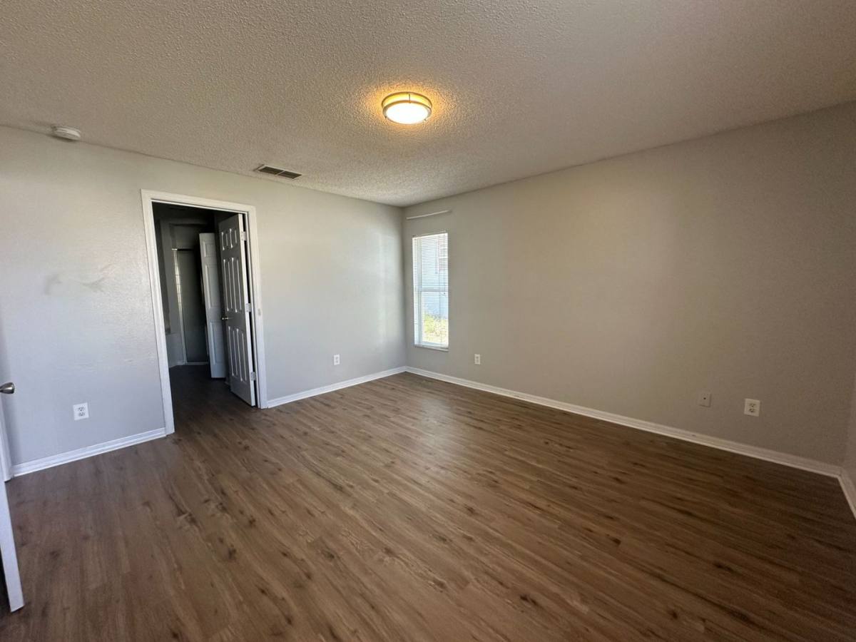 House for rent at 1001 Lake Charles Dr, Davenport, FL 33837