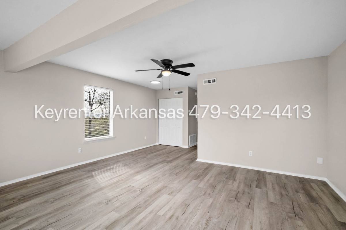 Apartment for rent at 1030 W Rochier St, Fayetteville, AR 72701