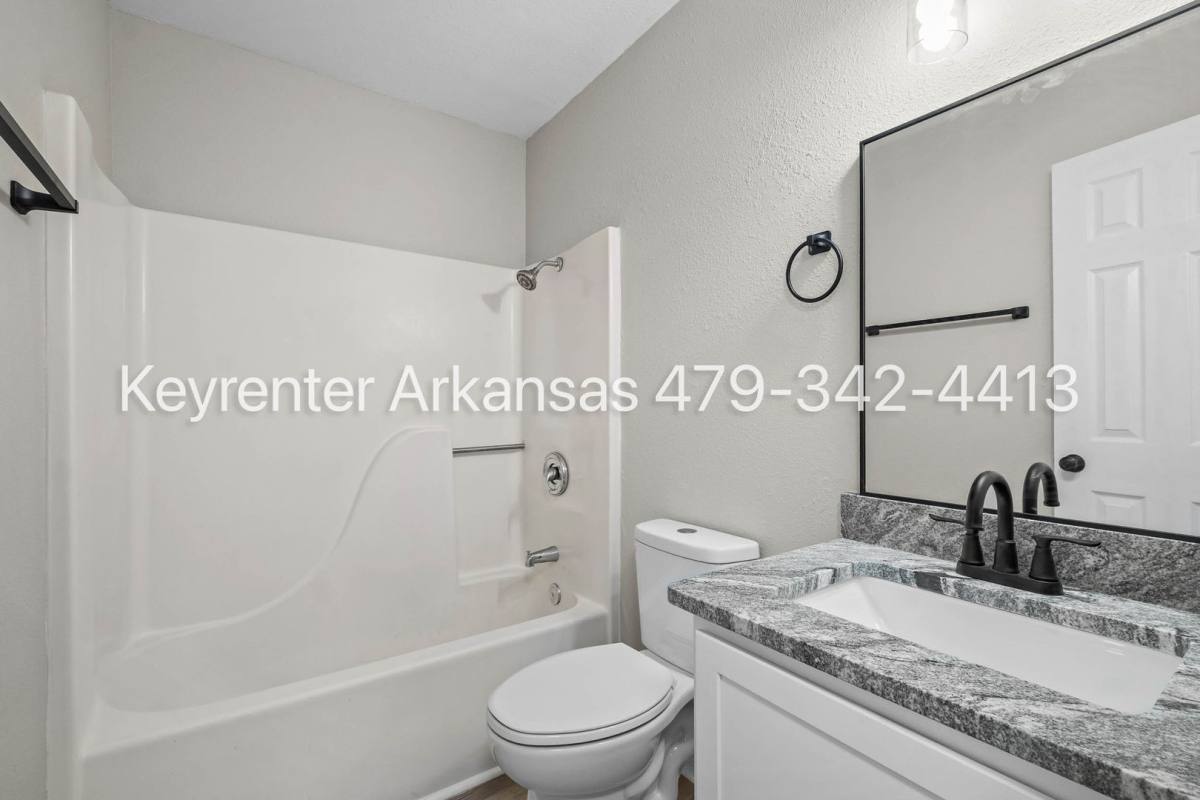 Apartment for rent at 1030 W Rochier St, Fayetteville, AR 72701