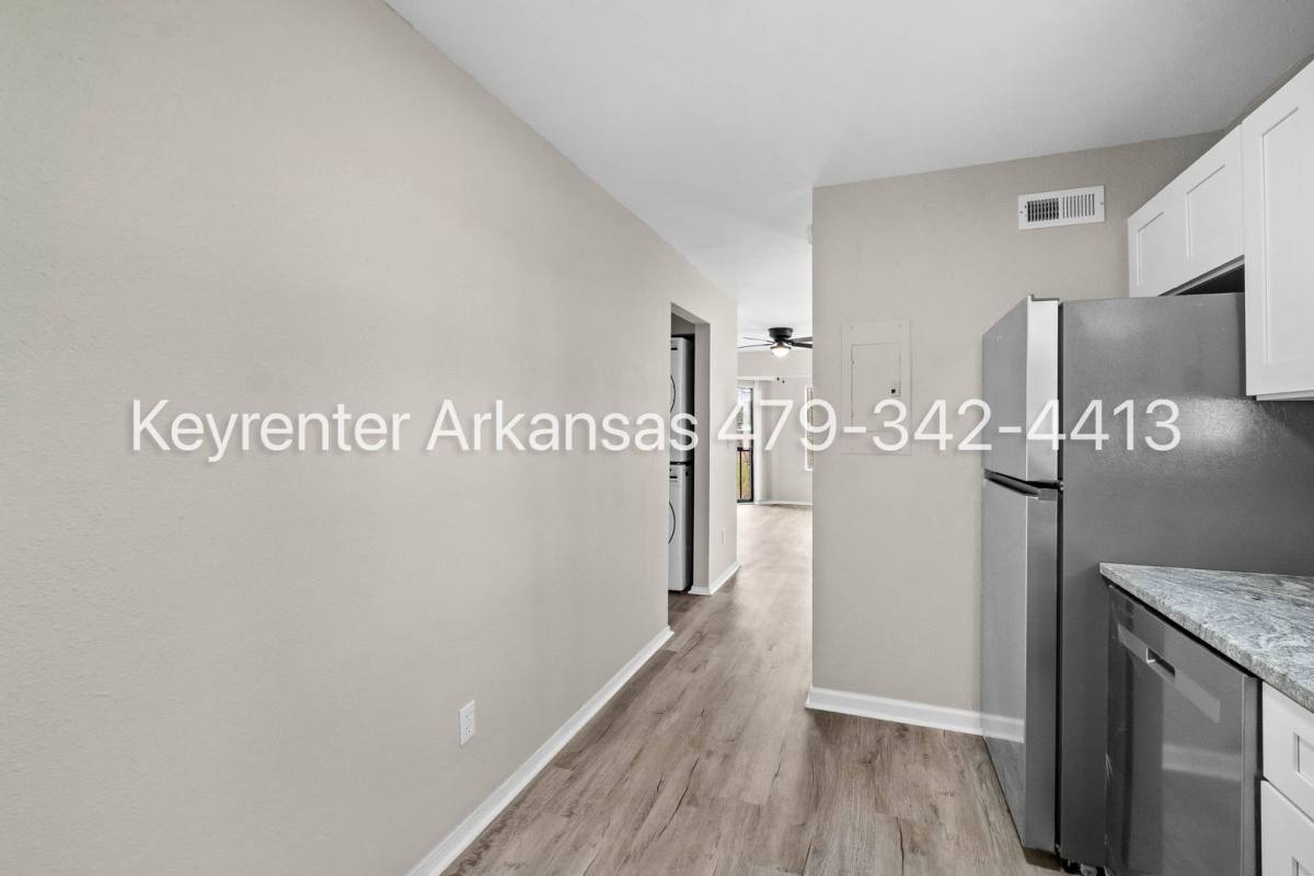 Apartment for rent at 1030 W Rochier St, Fayetteville, AR 72701
