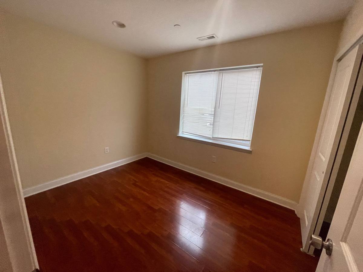 Apartment for rent at 1401 N 17th St, Philadelphia, PA 19121