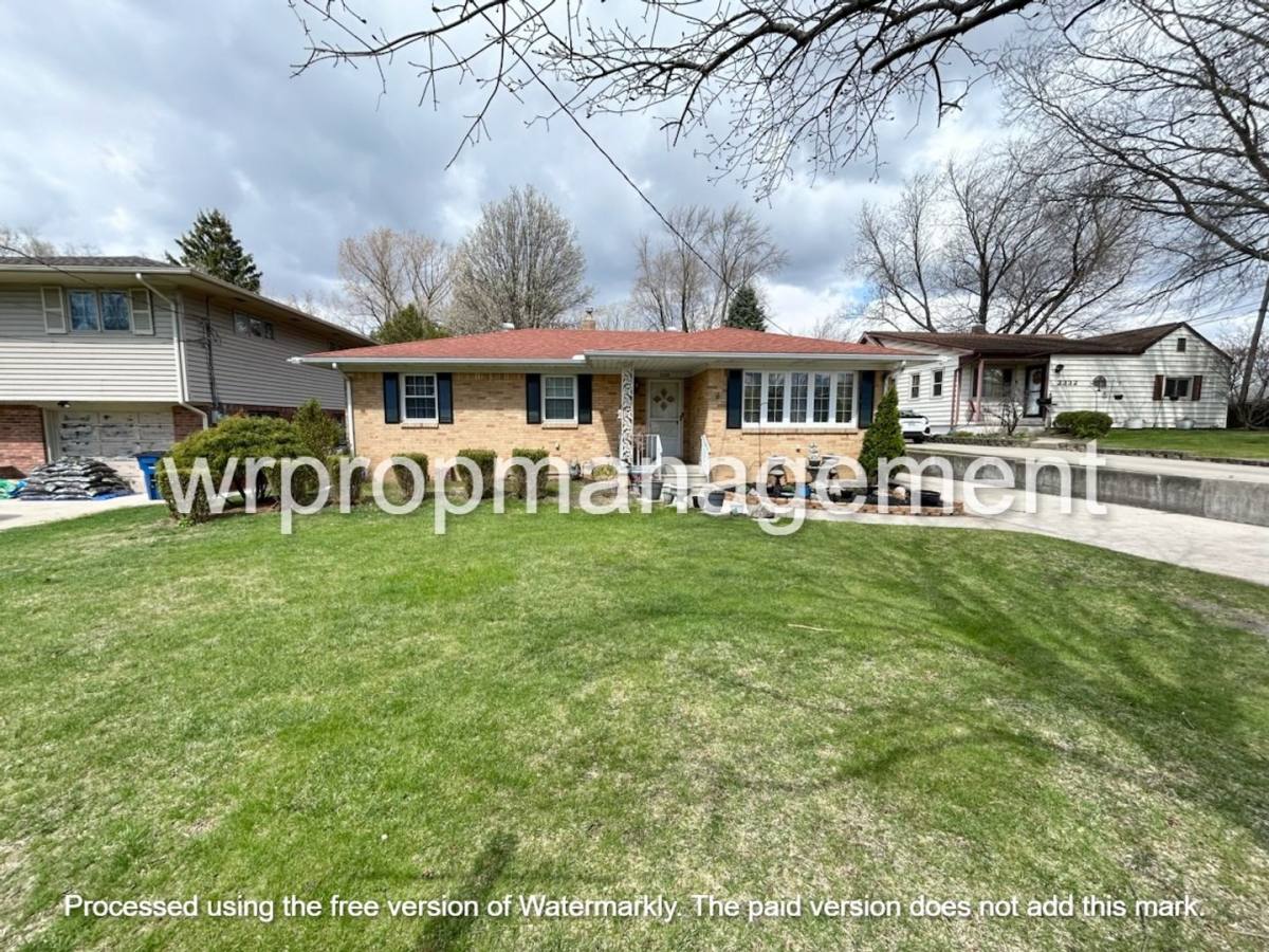 House for rent at 2338 Bodette Ave, Toledo, OH 43613