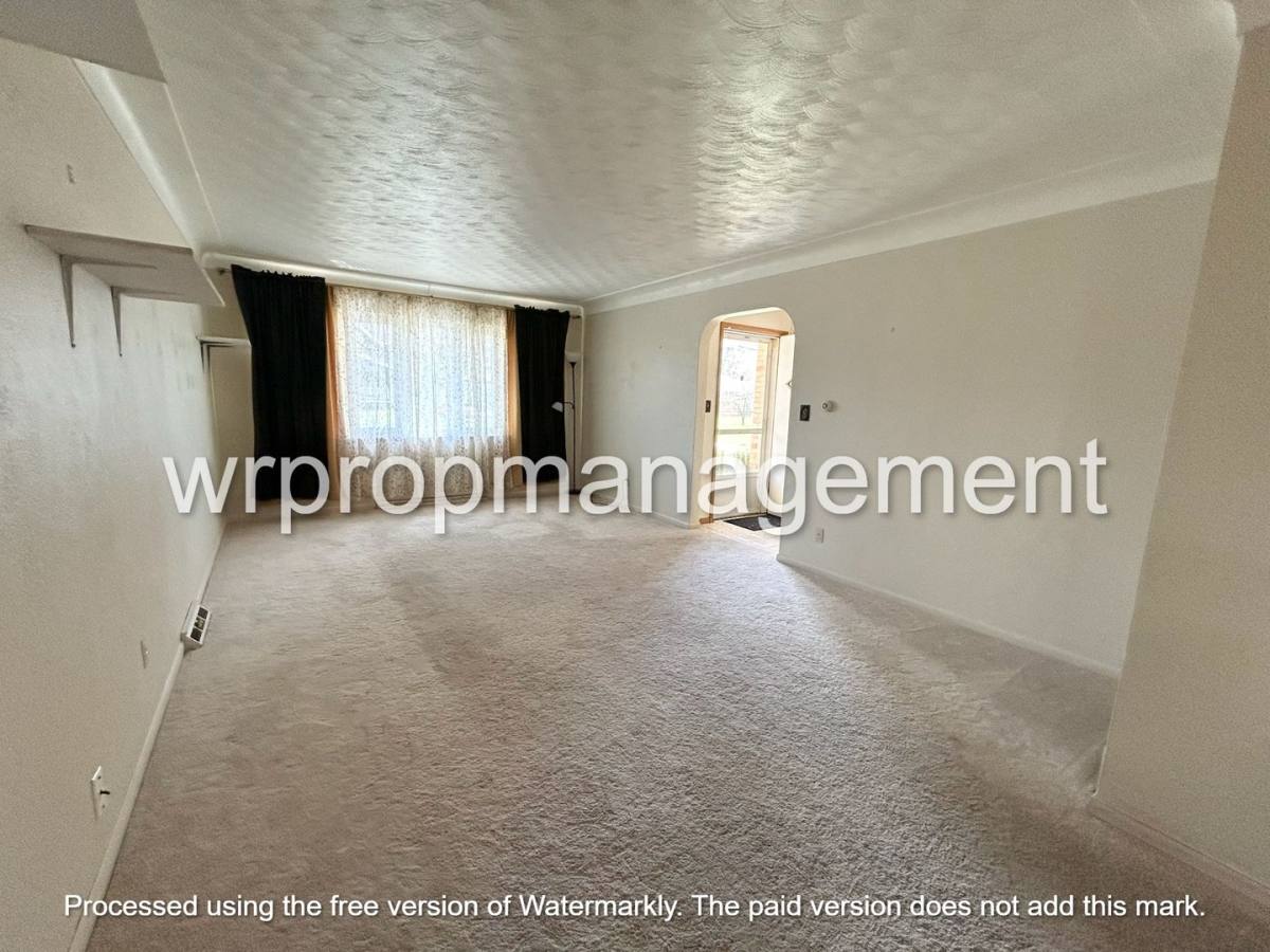 House for rent at 2338 Bodette Ave, Toledo, OH 43613