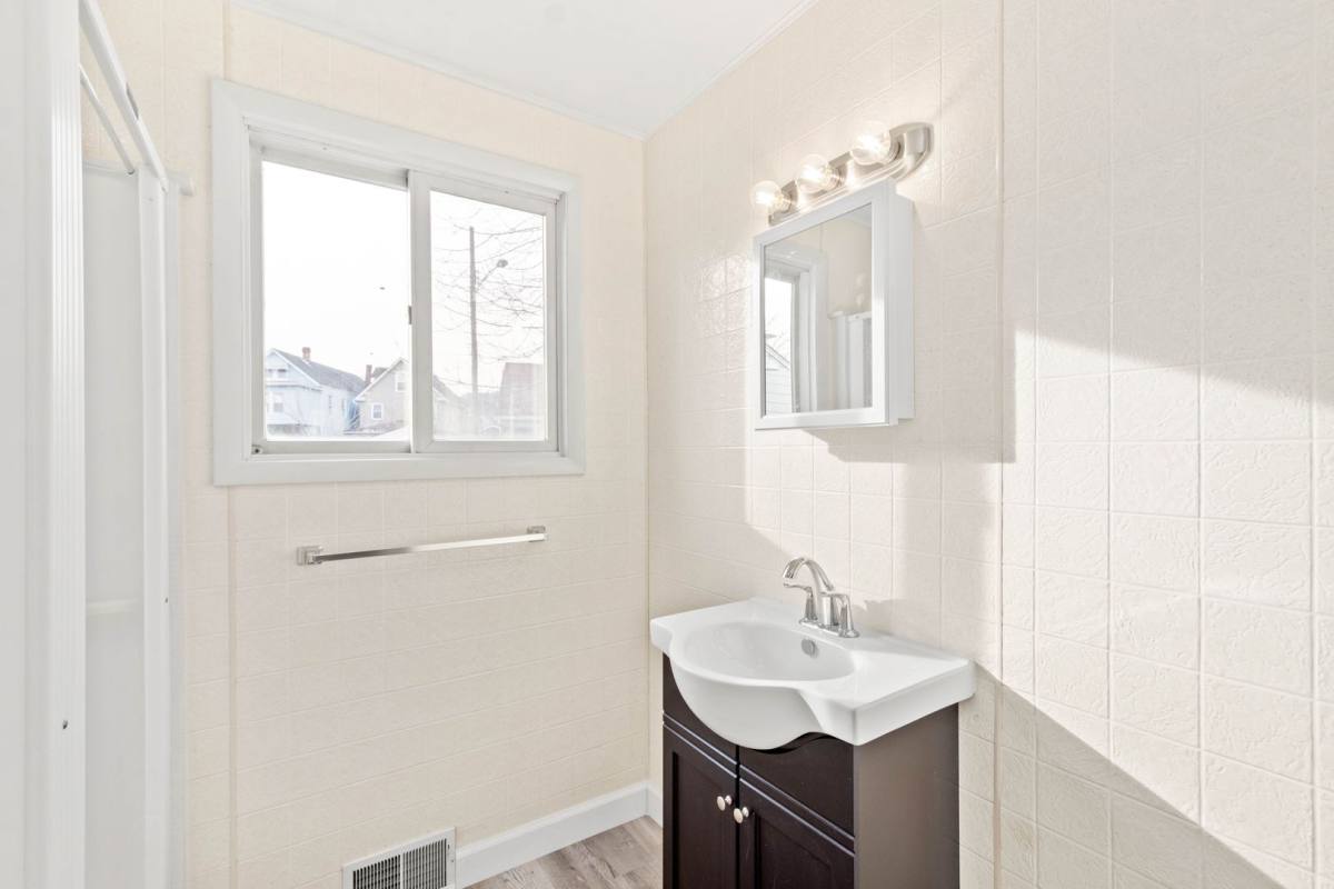 House for rent at 1627 Merchant St, Ambridge, PA 15003