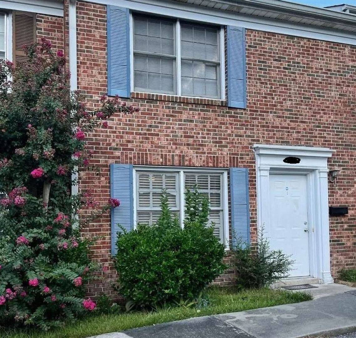 Apartment for rent at 7602 Hunt Club Rd I-104 Suffolk Dr, Columbia, SC 29223