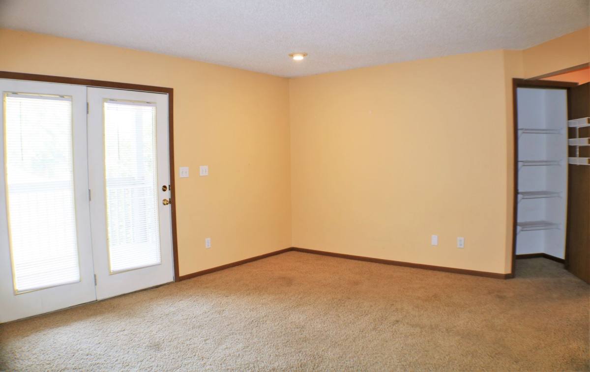 Apartment for rent at 1040 Duchess Dr, Solon, IA 52333